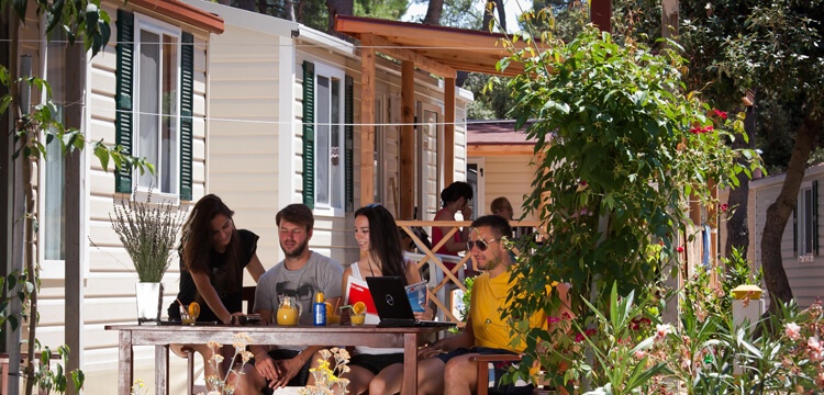 Mobilheime Tavolara im Camping Park Soline